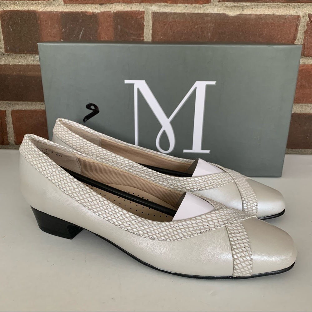 Mark Lemp Classics Womens Tracy Classic slip on Pumps white pearl US 7 4A narrow